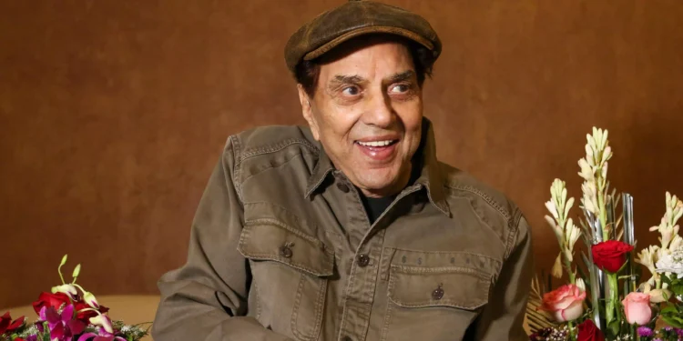 Dharmendra Passes Away in Mumbai at 89: End of an Era for Indian Cinema