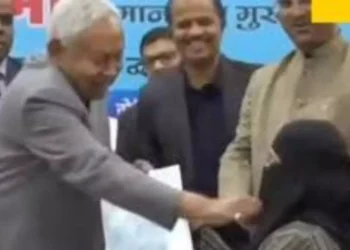 Nitish Kumar Faces Political Backlash Over pulling down a woman’s hijab